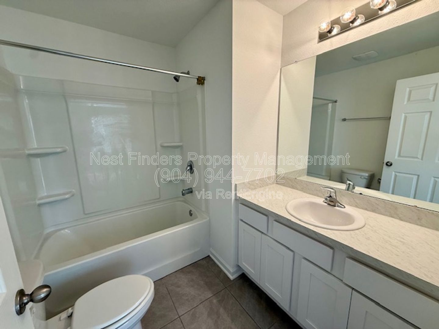 Beautiful townhome for rent in Equinox East property image