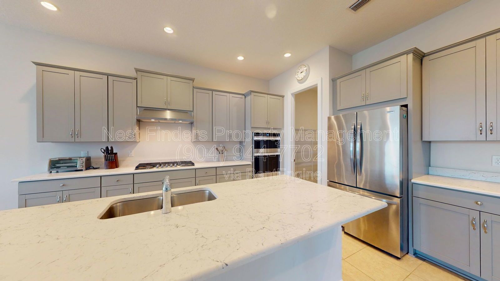 Stunning lakefront home for rent in Beacon Lake! property image