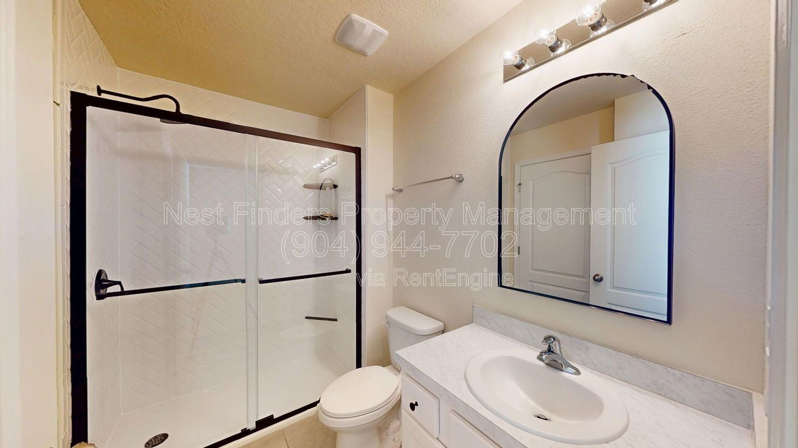 Charming three-bedroom, 2.5-bathroom end-unit townhome for rent in the desirable Rivergate community property image