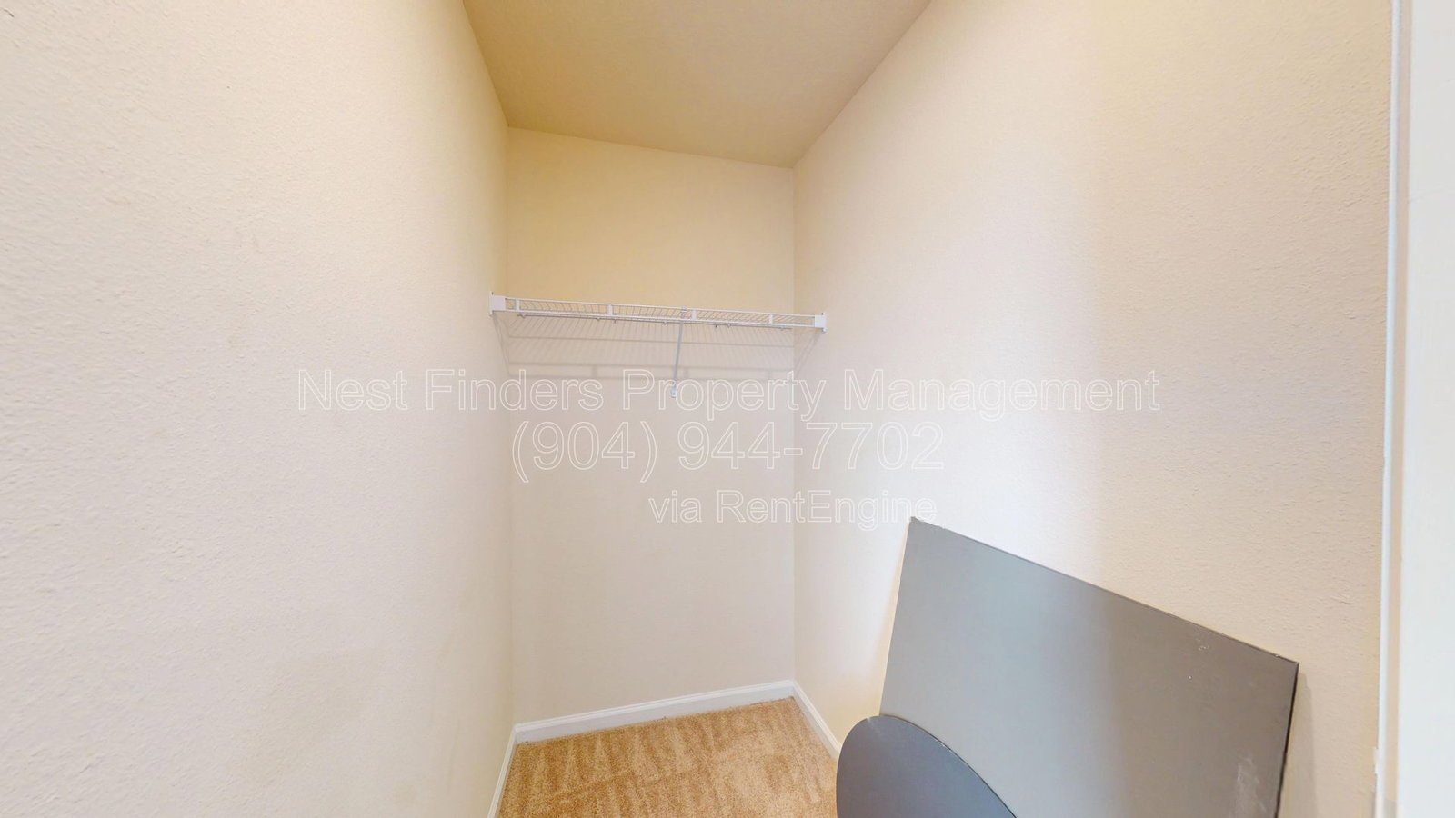 Charming three-bedroom, 2.5-bathroom end-unit townhome for rent in the desirable Rivergate community property image