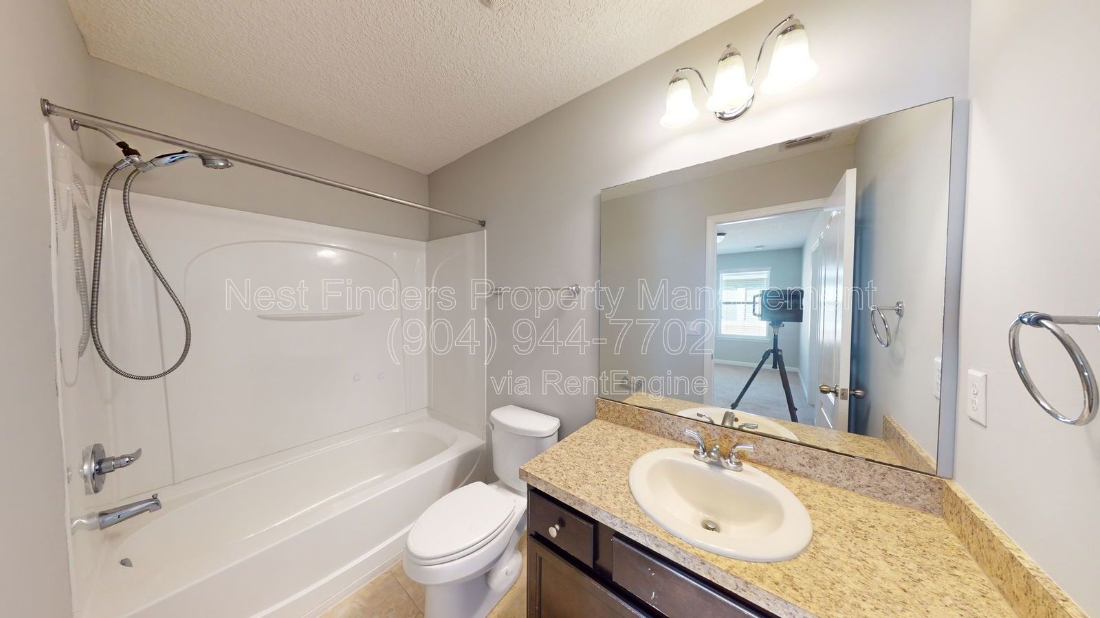 Beautiful townhome in Crossings at Cypress Trace! property image