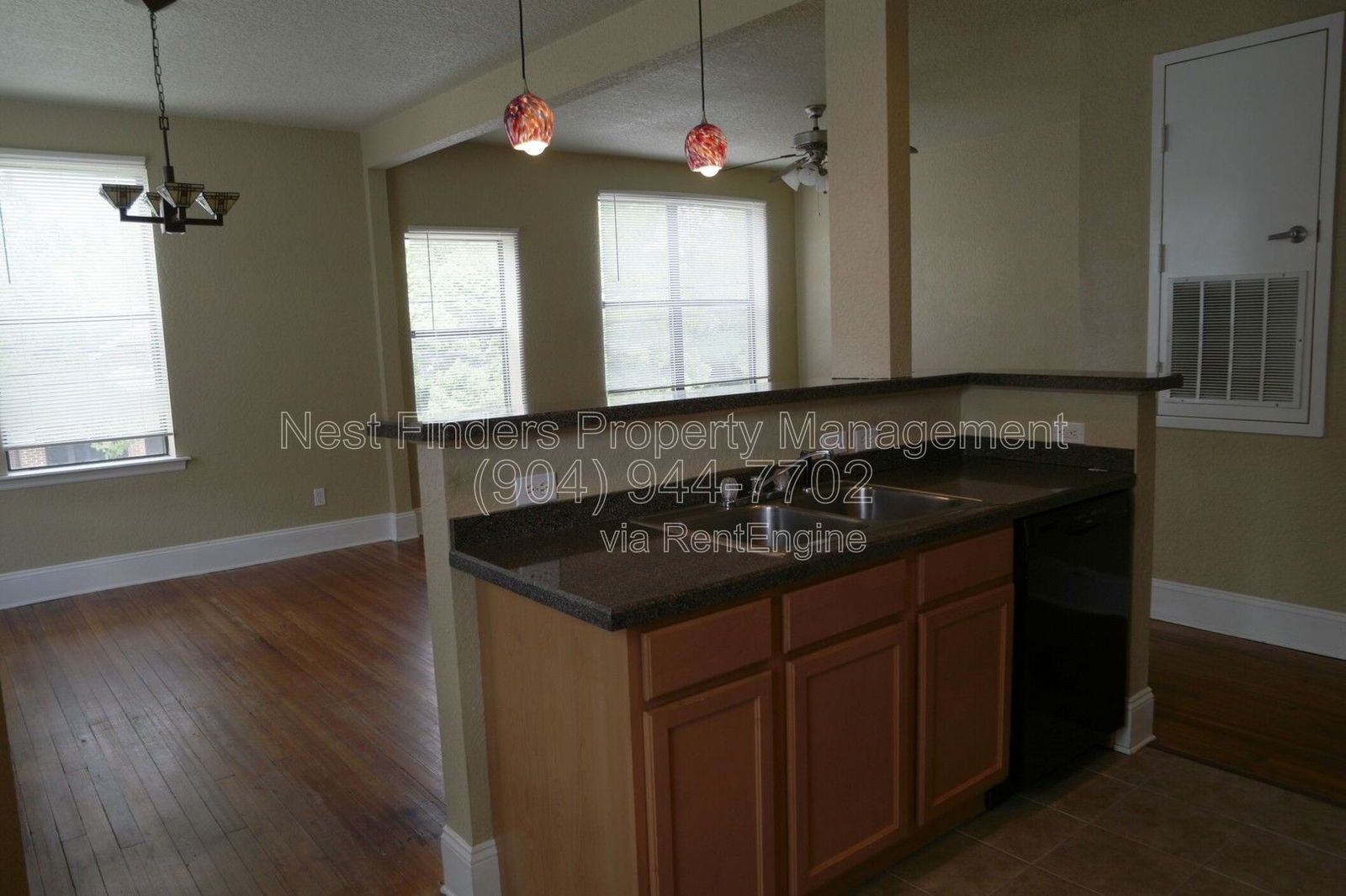 Cute condo available for rent! property image