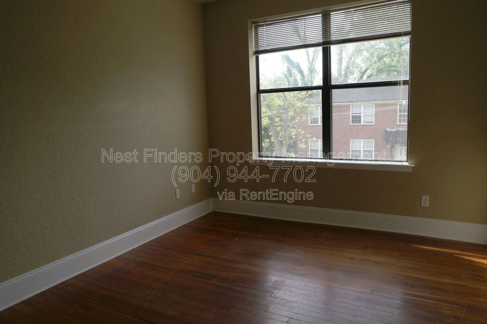 Cute condo available for rent! property image