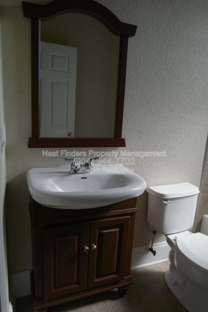 Cute condo available for rent! property image