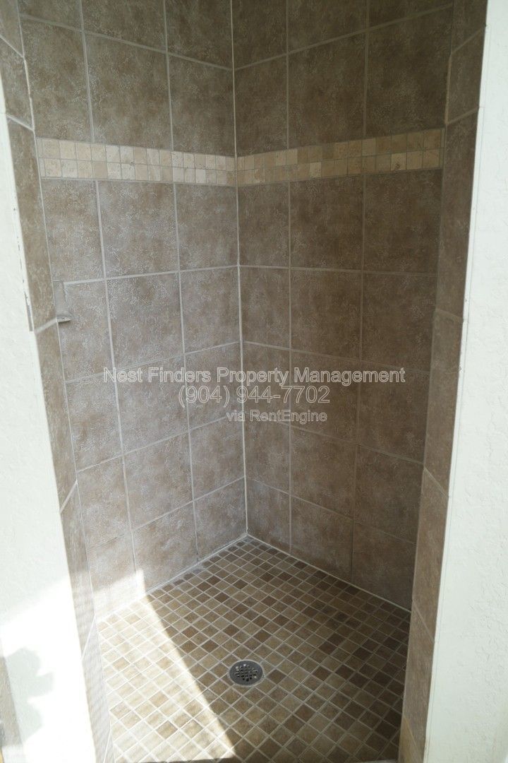 Cute condo available for rent! property image