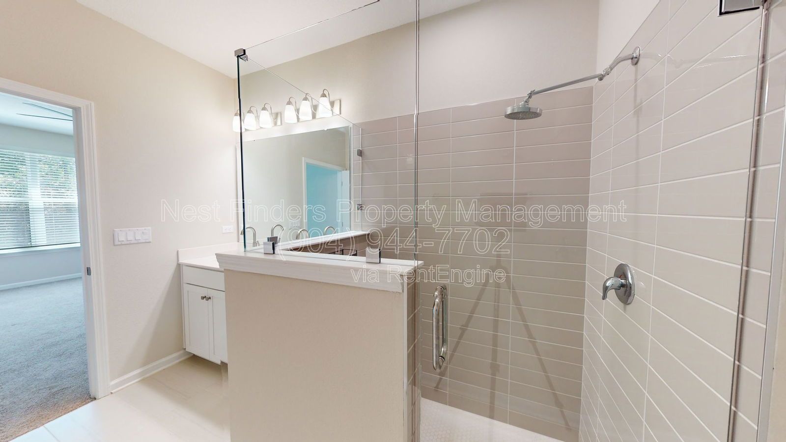 Stunning 3 bedroom, 2 bathroom townhome for rent in Beacon Lake property image