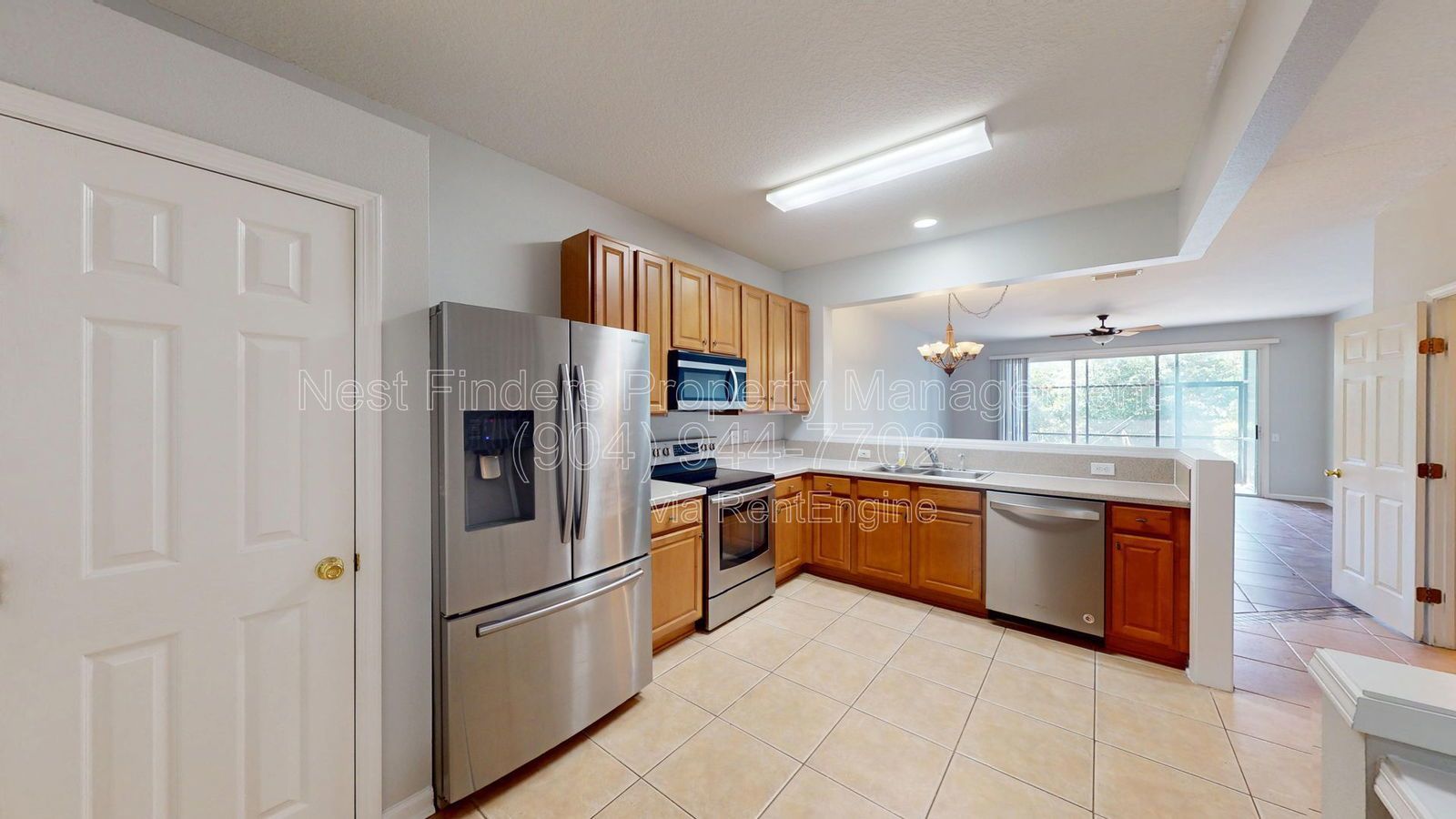 Spacious 3 bedroom townhome in Brightwater available! property image