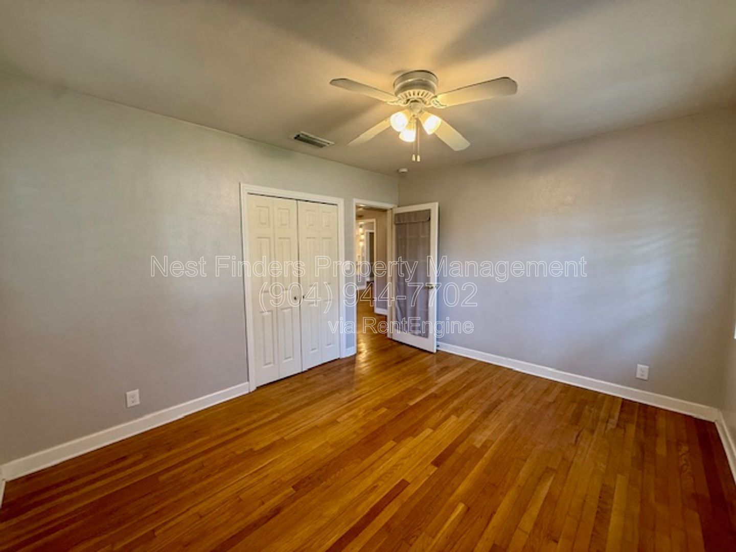 Charming 3-bedroom, 2-bathroom home for rent in the desirable Lakewood area! property image