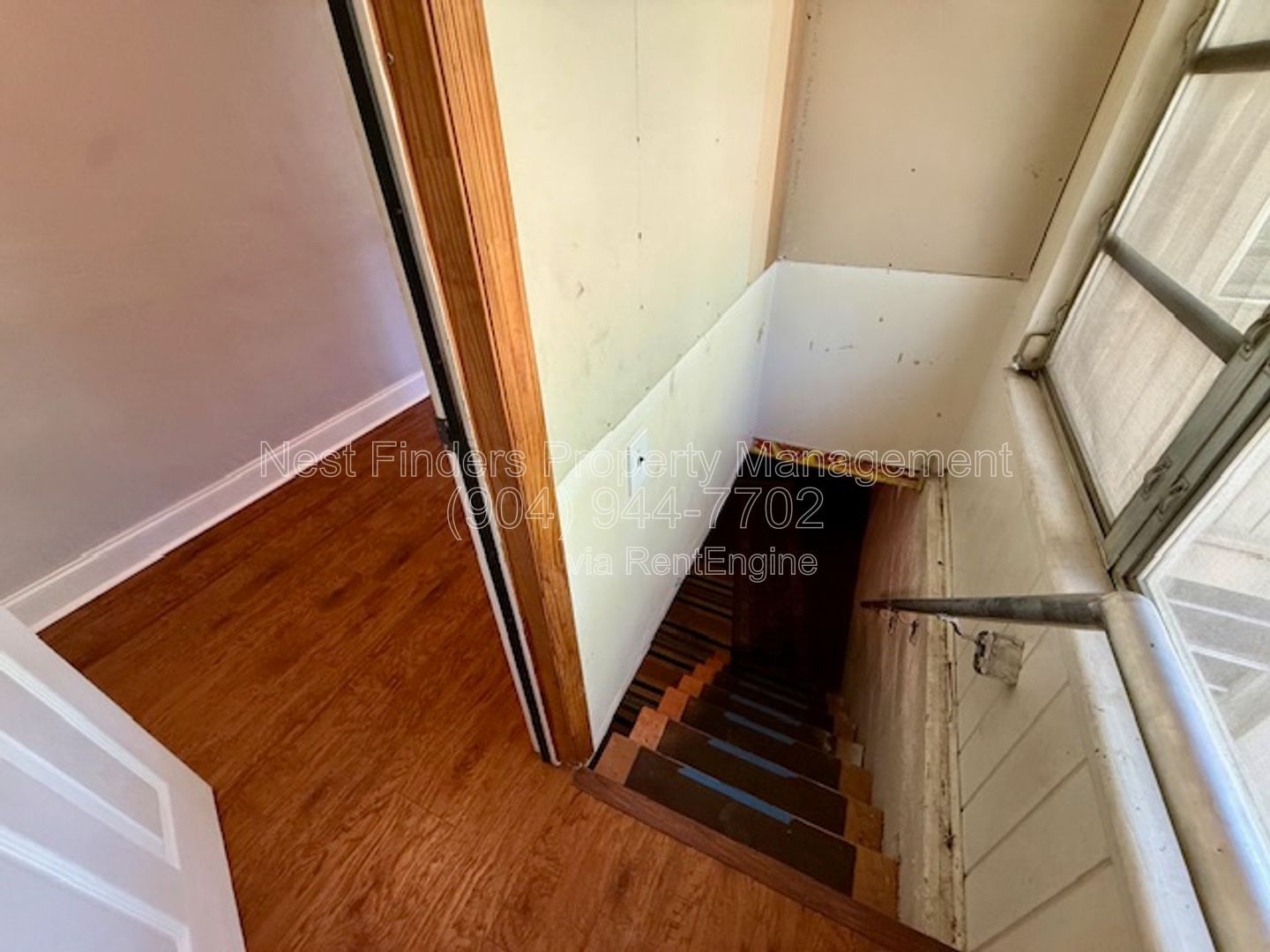 Charming 3-bedroom, 2-bathroom home for rent in the desirable Lakewood area! property image