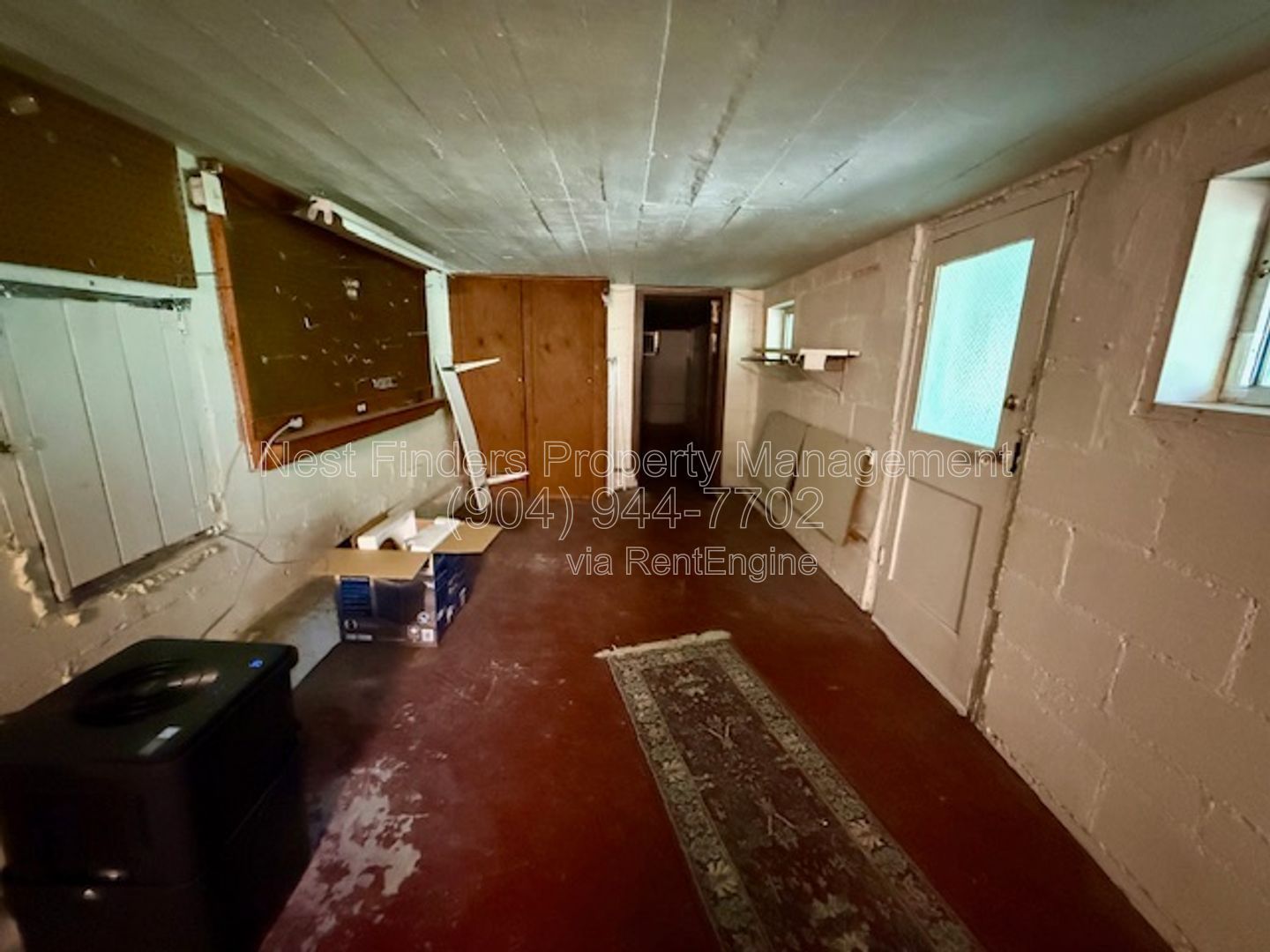 Charming 3-bedroom, 2-bathroom home for rent in the desirable Lakewood area! property image