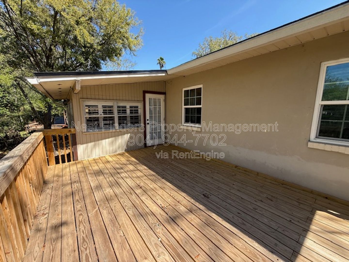 Charming 3-bedroom, 2-bathroom home for rent in the desirable Lakewood area! property image