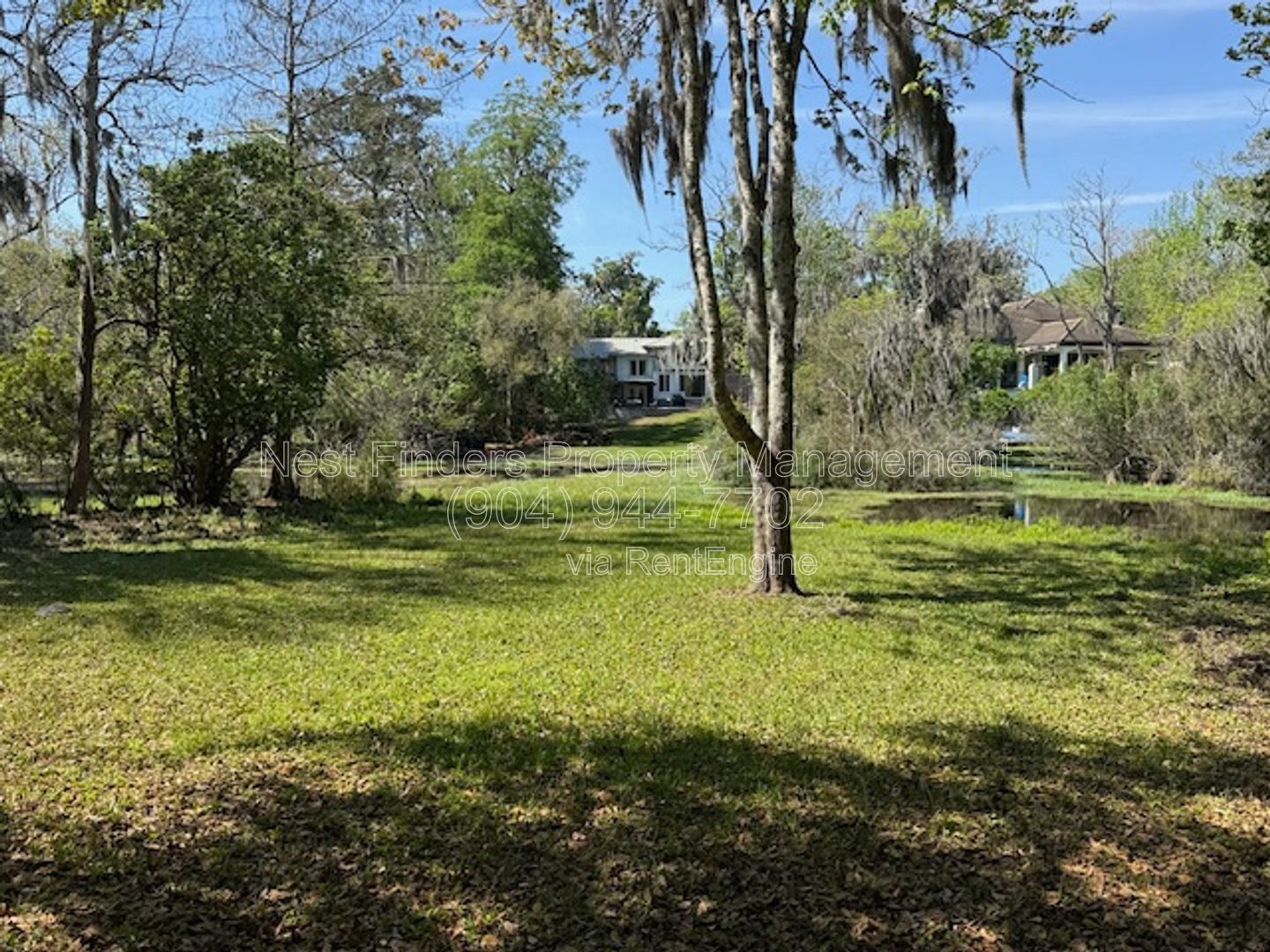 Charming 3-bedroom, 2-bathroom home for rent in the desirable Lakewood area! property image