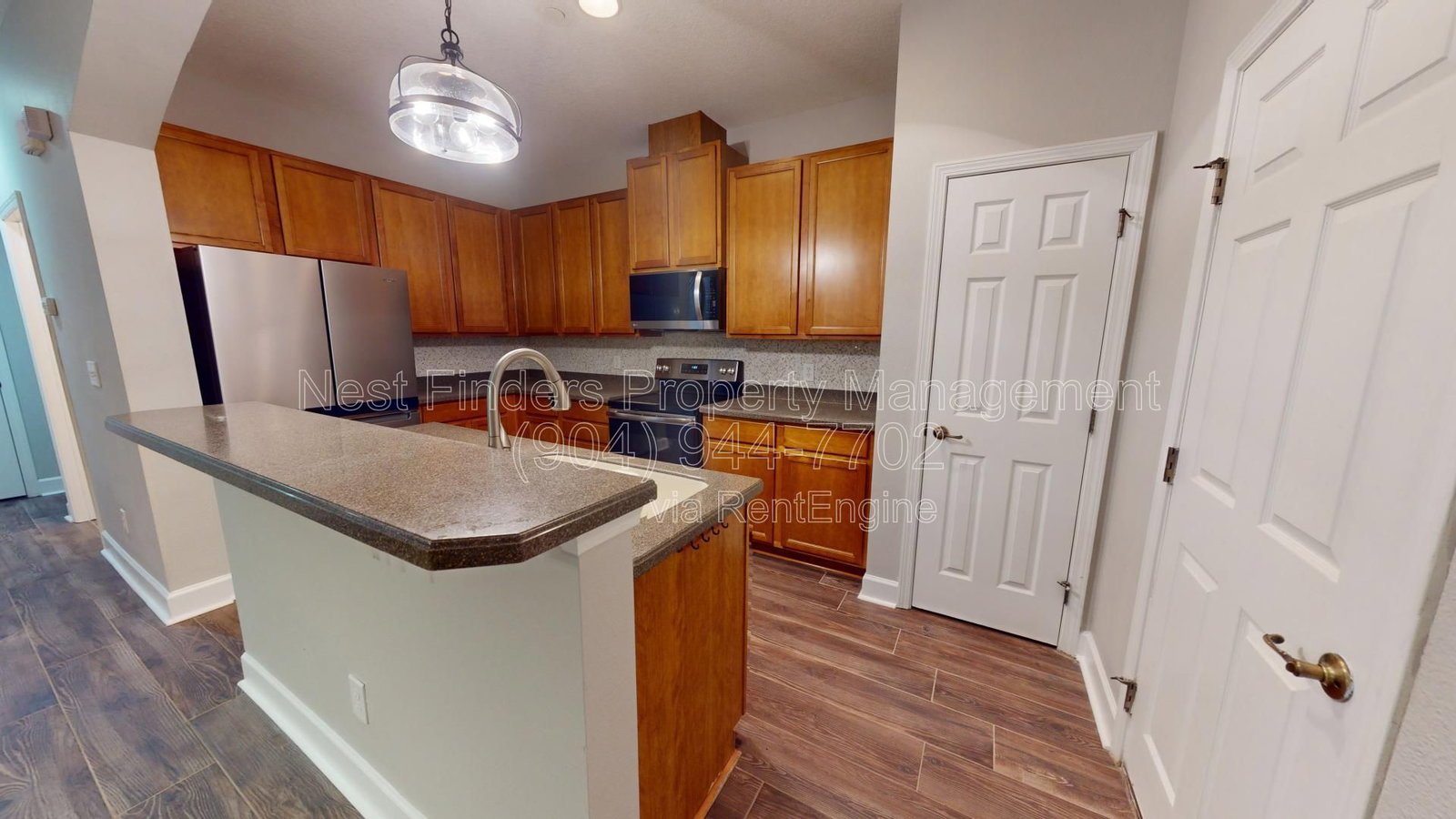 Spacious 3-Bedroom, 3-Bathroom Townhome for Rent in Summerlin! property image