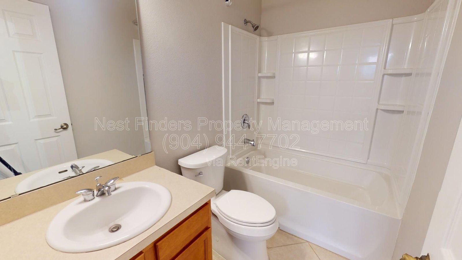 Spacious 3-Bedroom, 3-Bathroom Townhome for Rent in Summerlin! property image