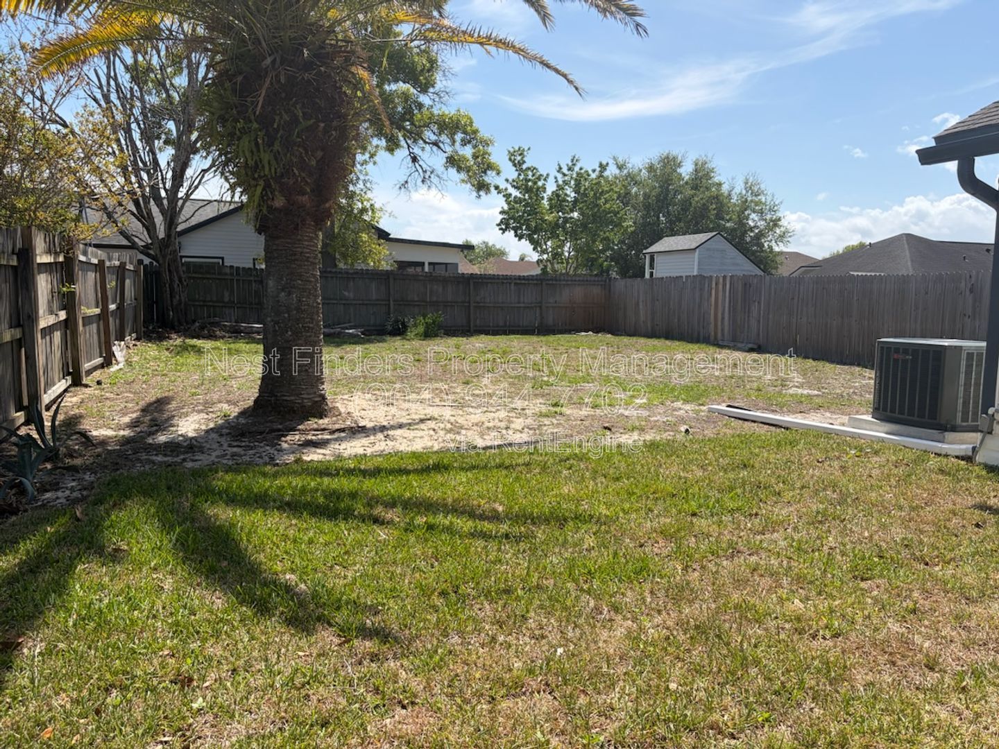 Nice 3-bedroom, 2-bathroom for rent in Villas at Cross Creek! property image