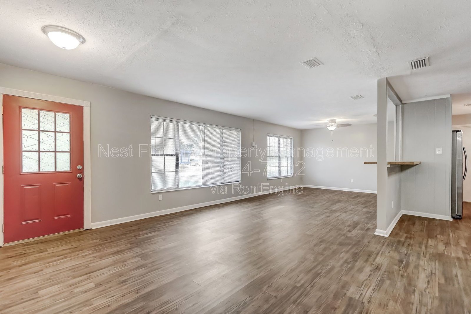 Beautiful 3 bedroom, 2 bathroom home in the heart of Mandarin! property image