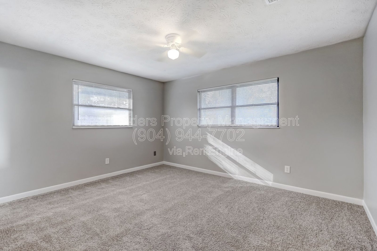 Beautiful 3 bedroom, 2 bathroom home in the heart of Mandarin! property image