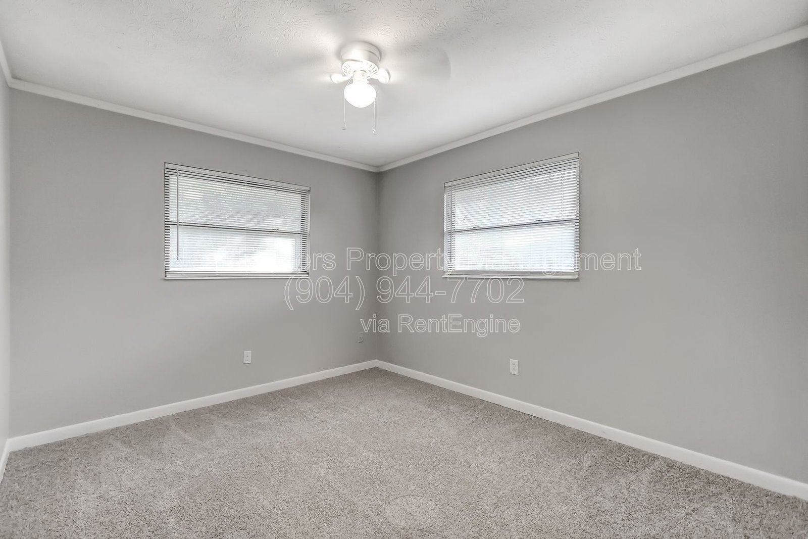 Beautiful 3 bedroom, 2 bathroom home in the heart of Mandarin! property image