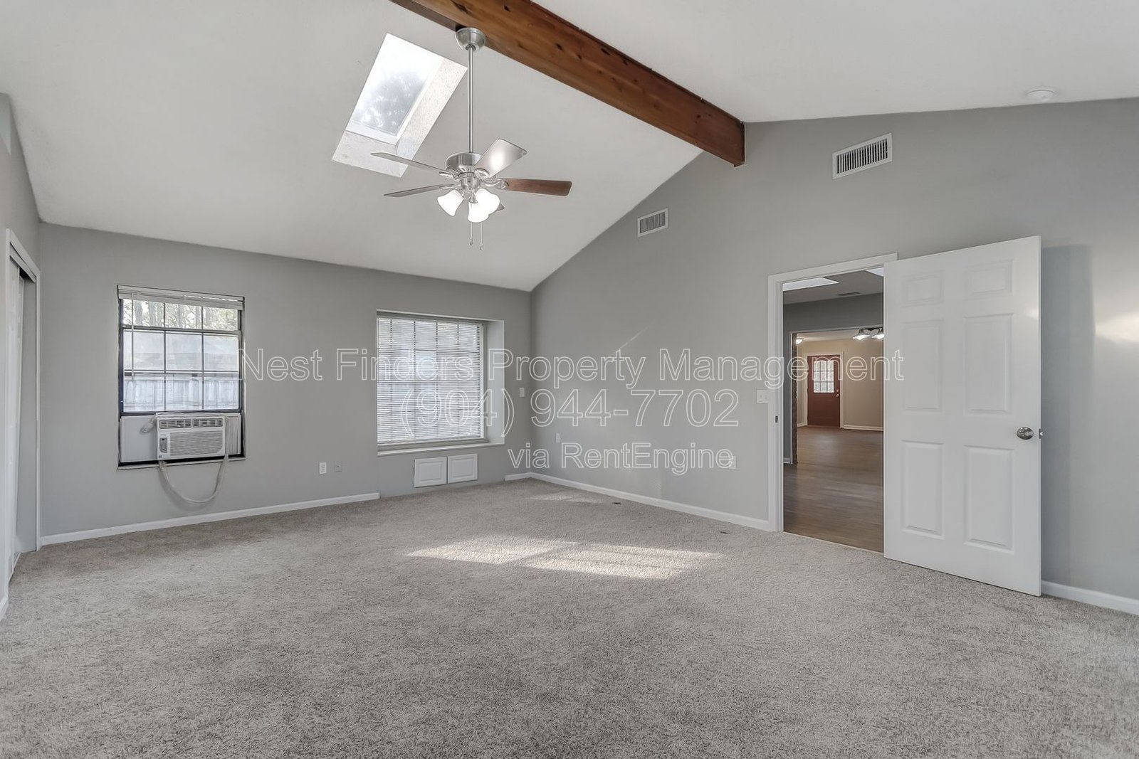 Beautiful 3 bedroom, 2 bathroom home in the heart of Mandarin! property image