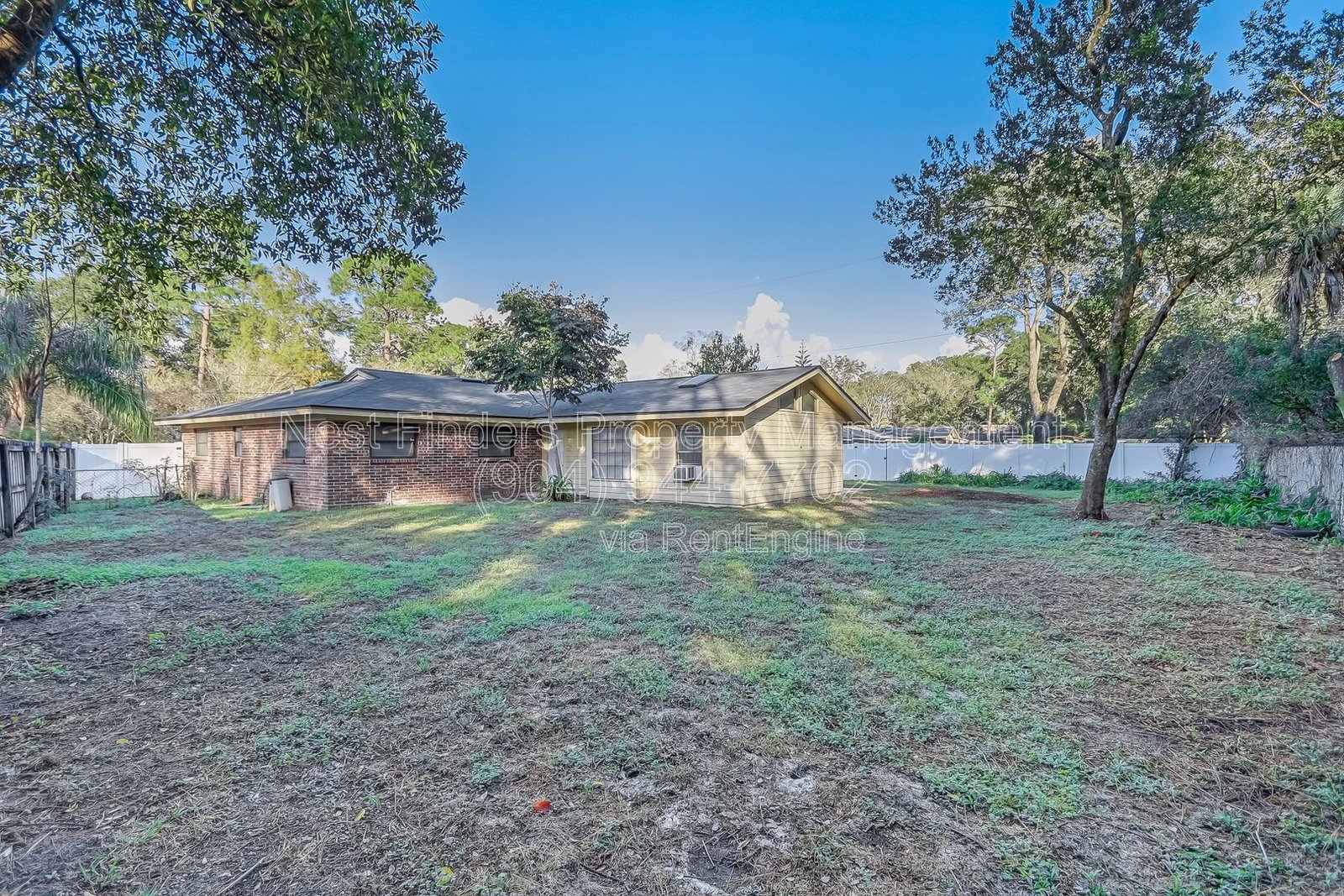 Beautiful 3 bedroom, 2 bathroom home in the heart of Mandarin! property image