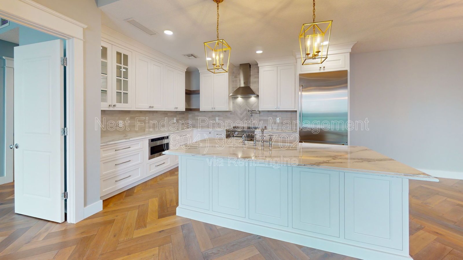 Spectacular 31st floor condo for rent at The Peninsula! property image