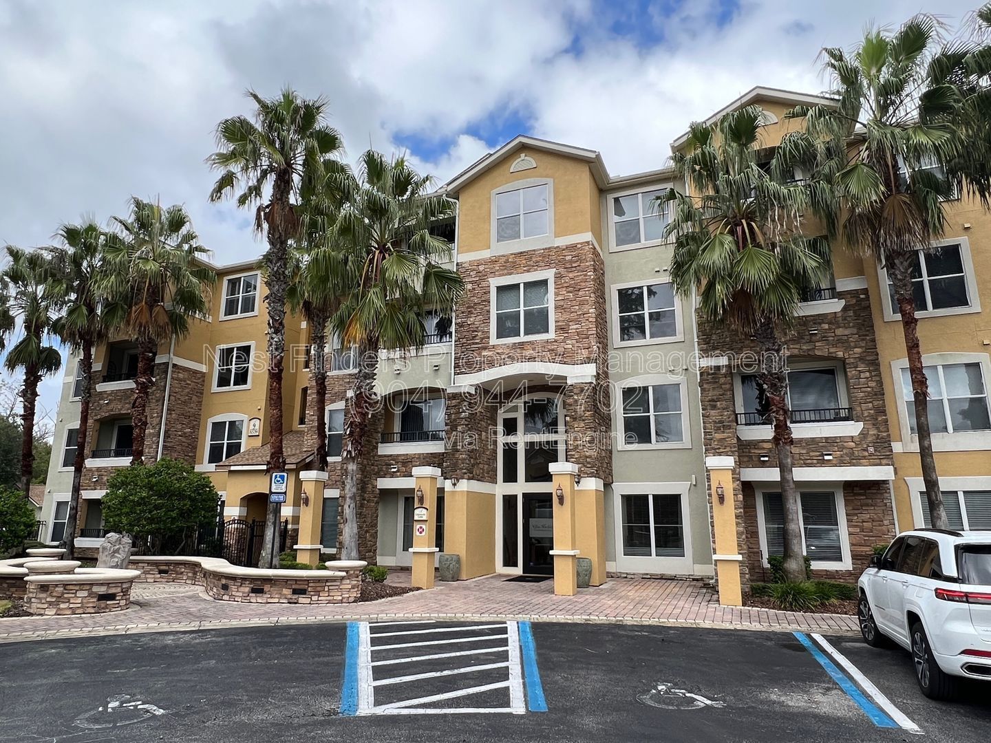 Condo in Villa Medici, ready now! property image