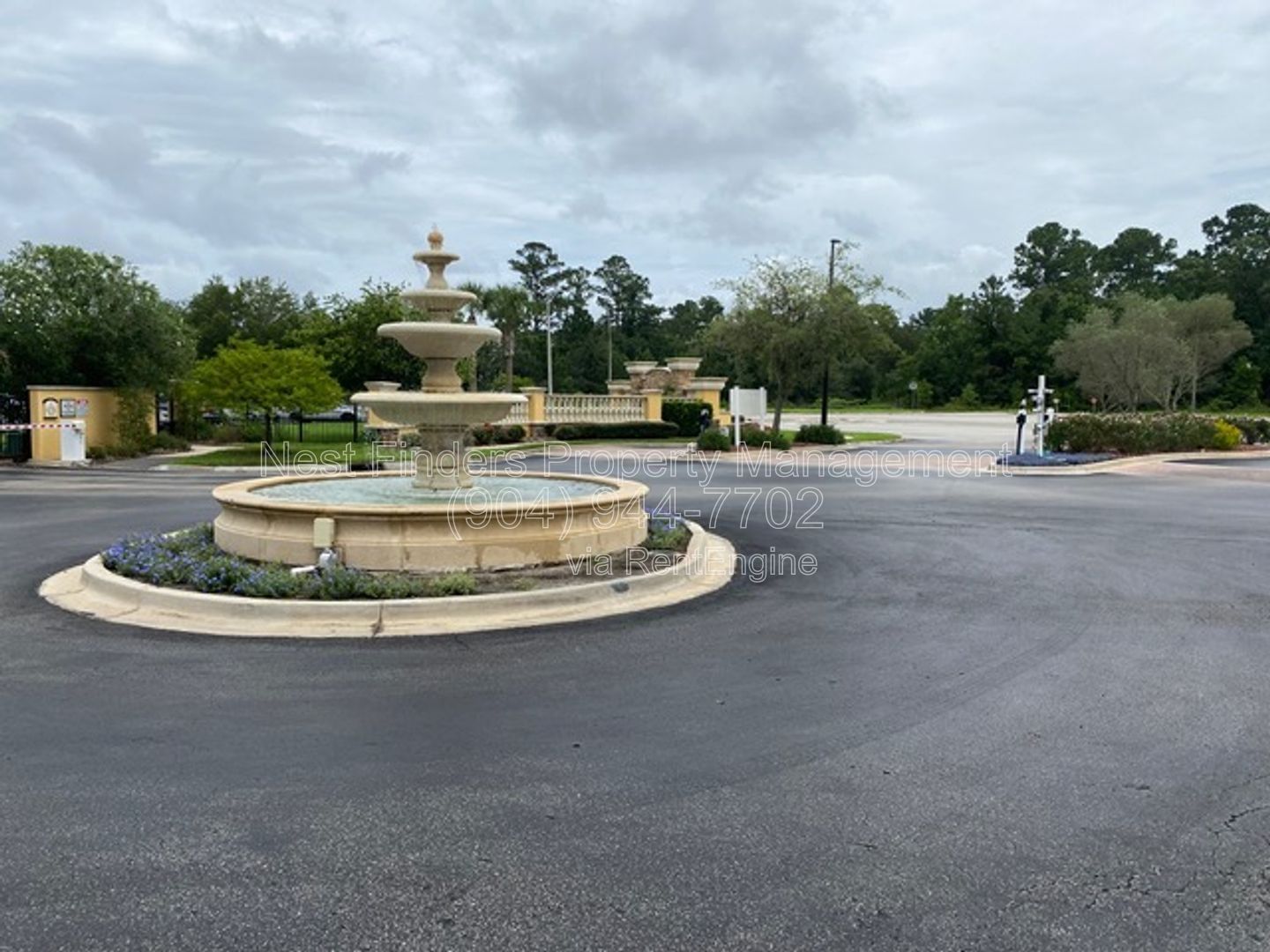 Condo in Villa Medici, ready now! property image