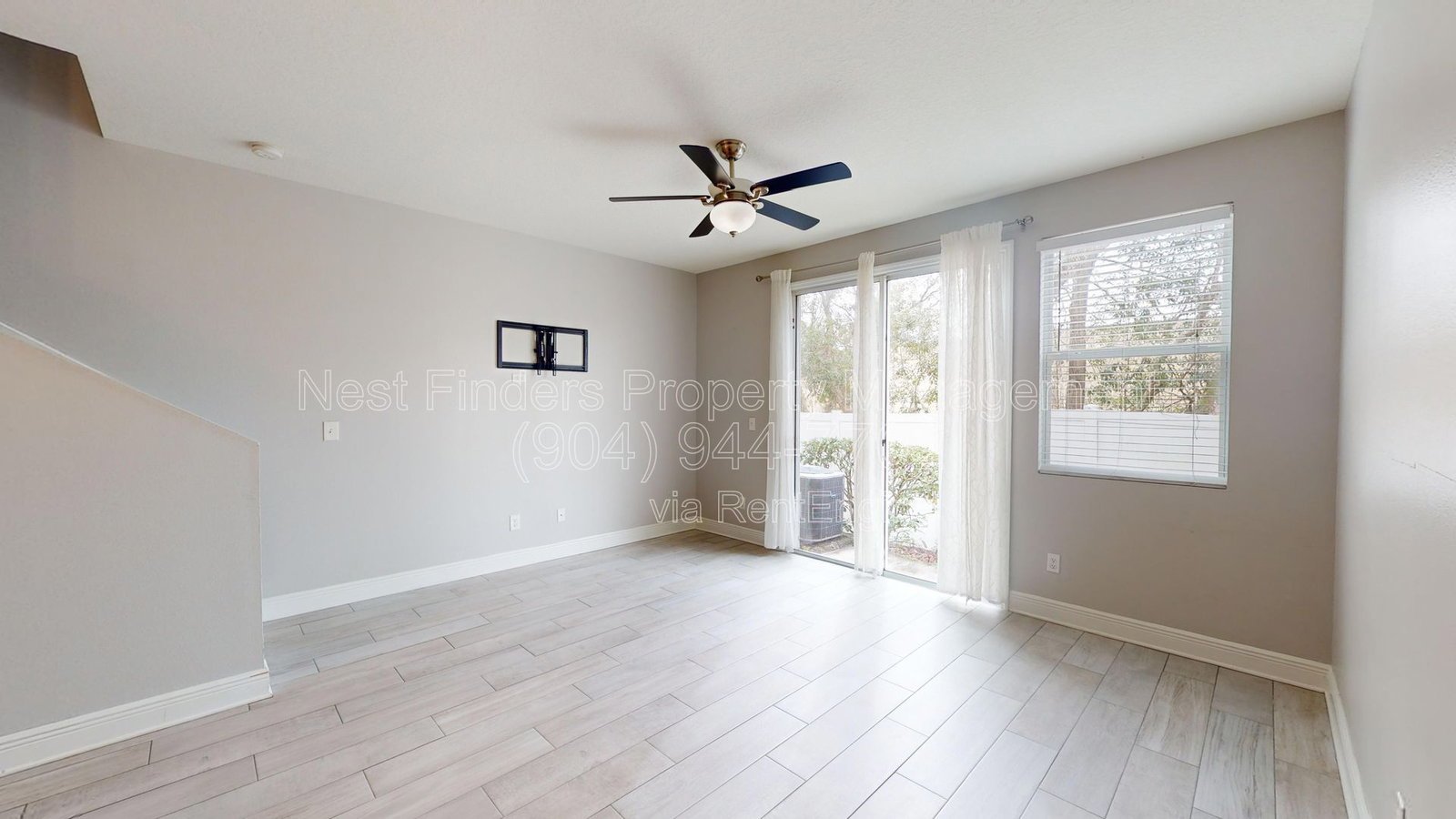 Spacious and well-maintained 3-bedroom, 2.5-bathroom townhome for rent property image