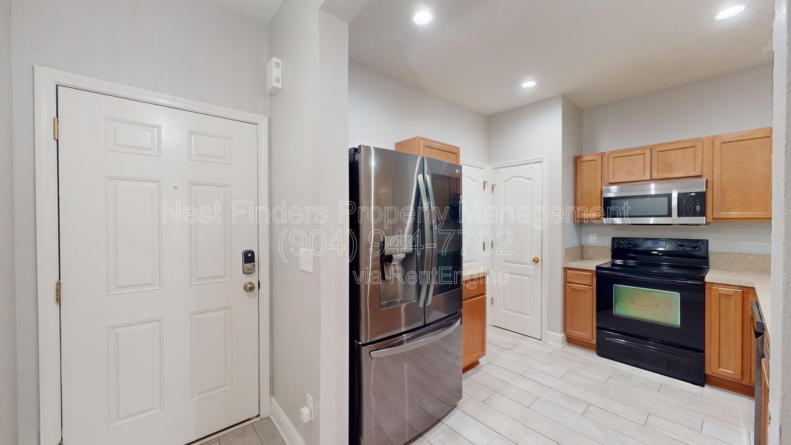 Spacious and well-maintained 3-bedroom, 2.5-bathroom townhome for rent property image