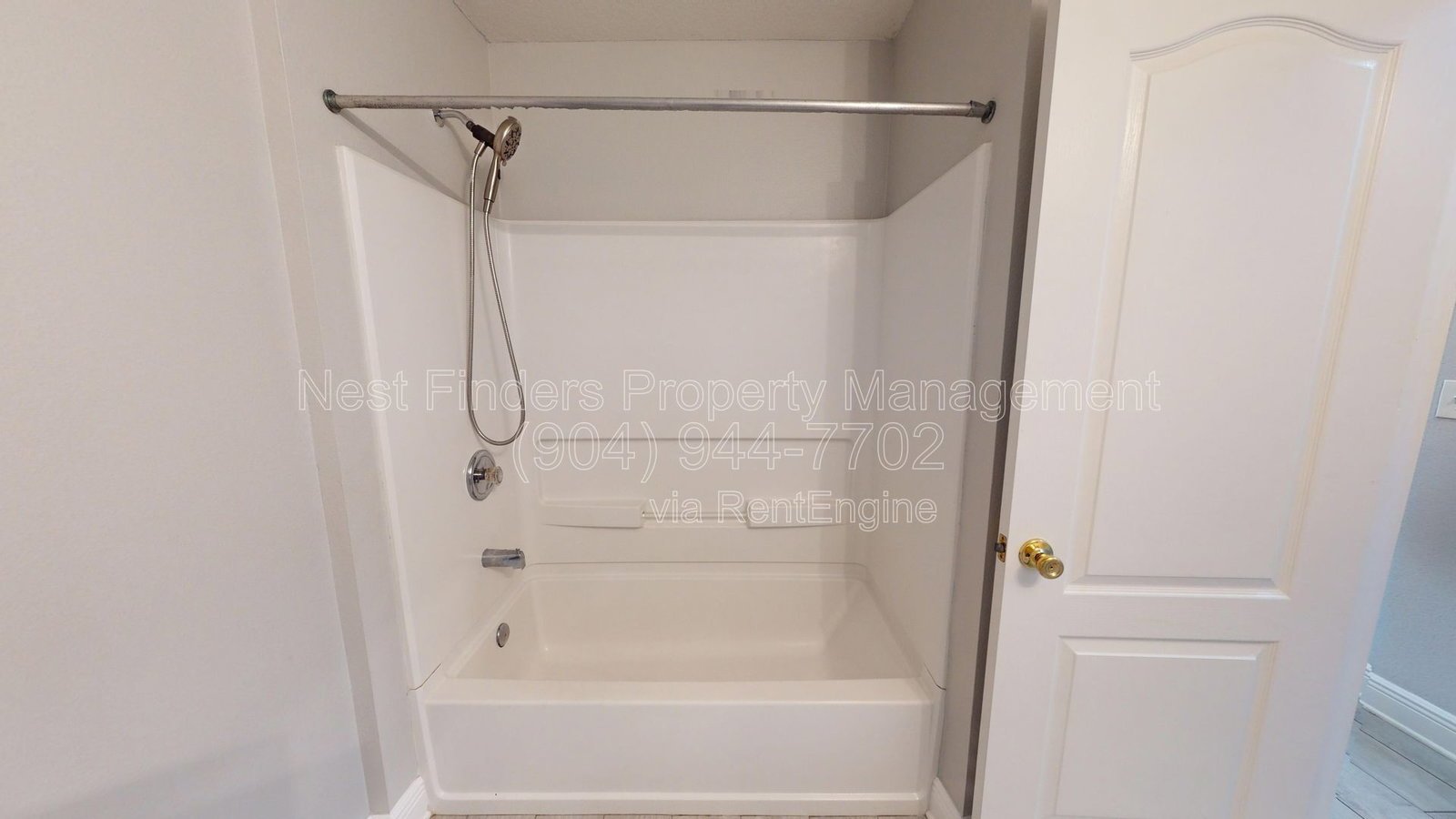 Spacious and well-maintained 3-bedroom, 2.5-bathroom townhome for rent property image