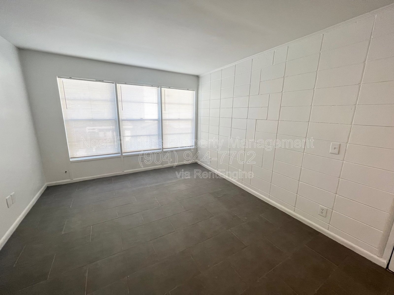 Cute duplex available! property image