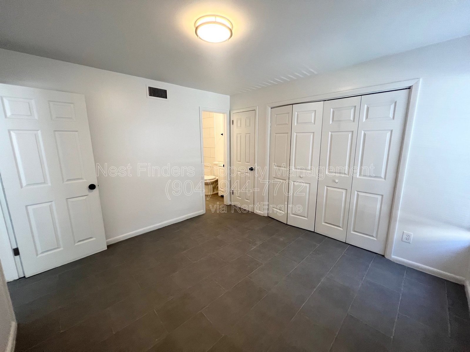 Cute duplex available! property image