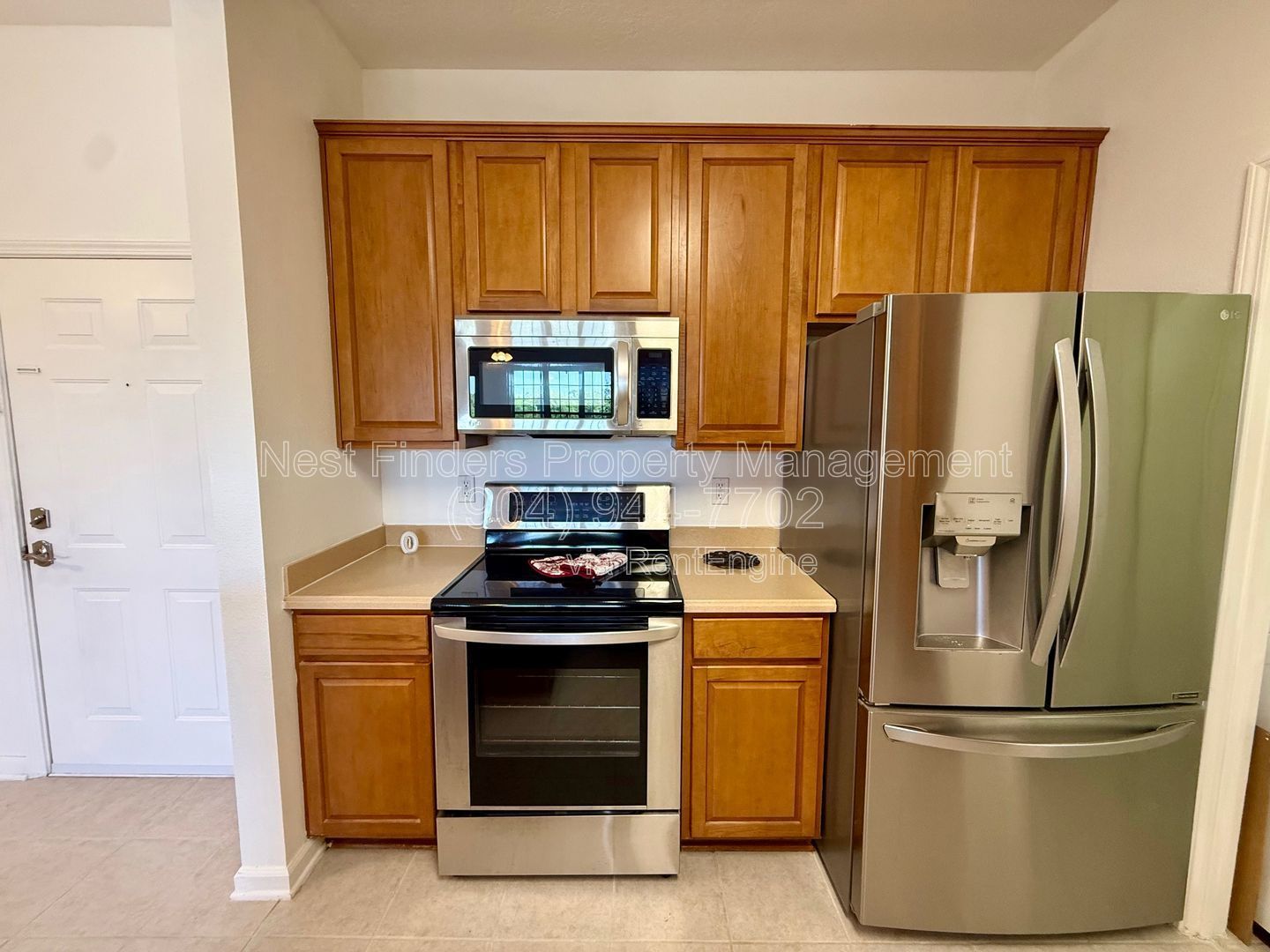 Beautiful 2-bedroom, 2-bathroom condo located in the highly desirable Campfield community. property image