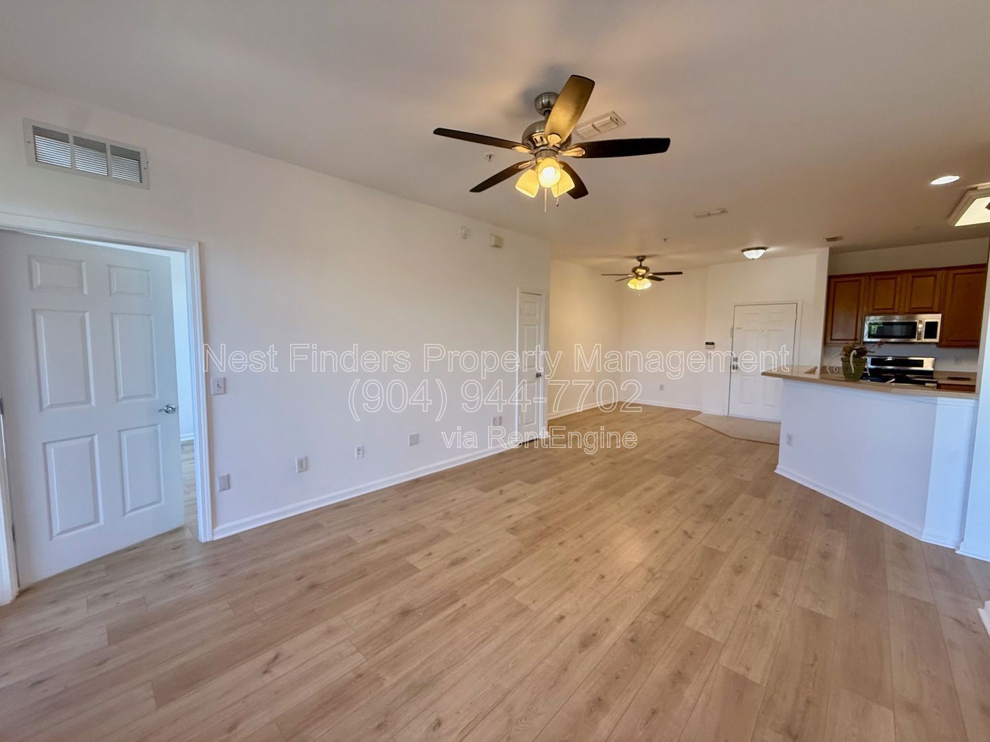 Beautiful 2-bedroom, 2-bathroom condo located in the highly desirable Campfield community. property image