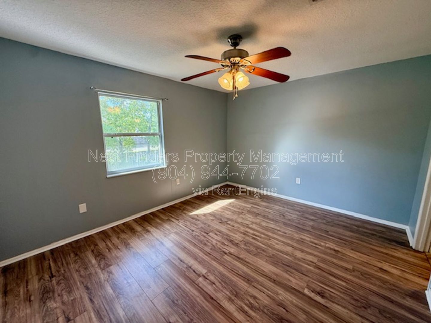 Nice 2-bedroom, 1.5-bathroom townhome for rent in Shadow Wood, offering over 1,100 square feet of living space property image