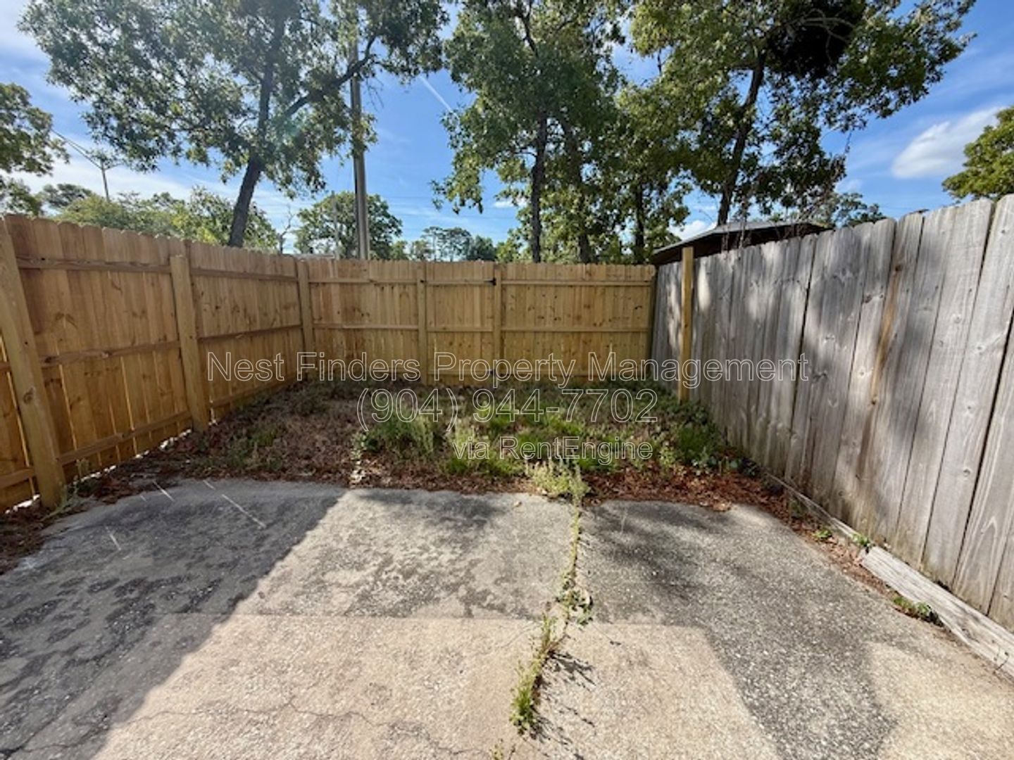 Nice 2-bedroom, 1.5-bathroom townhome for rent in Shadow Wood, offering over 1,100 square feet of living space property image