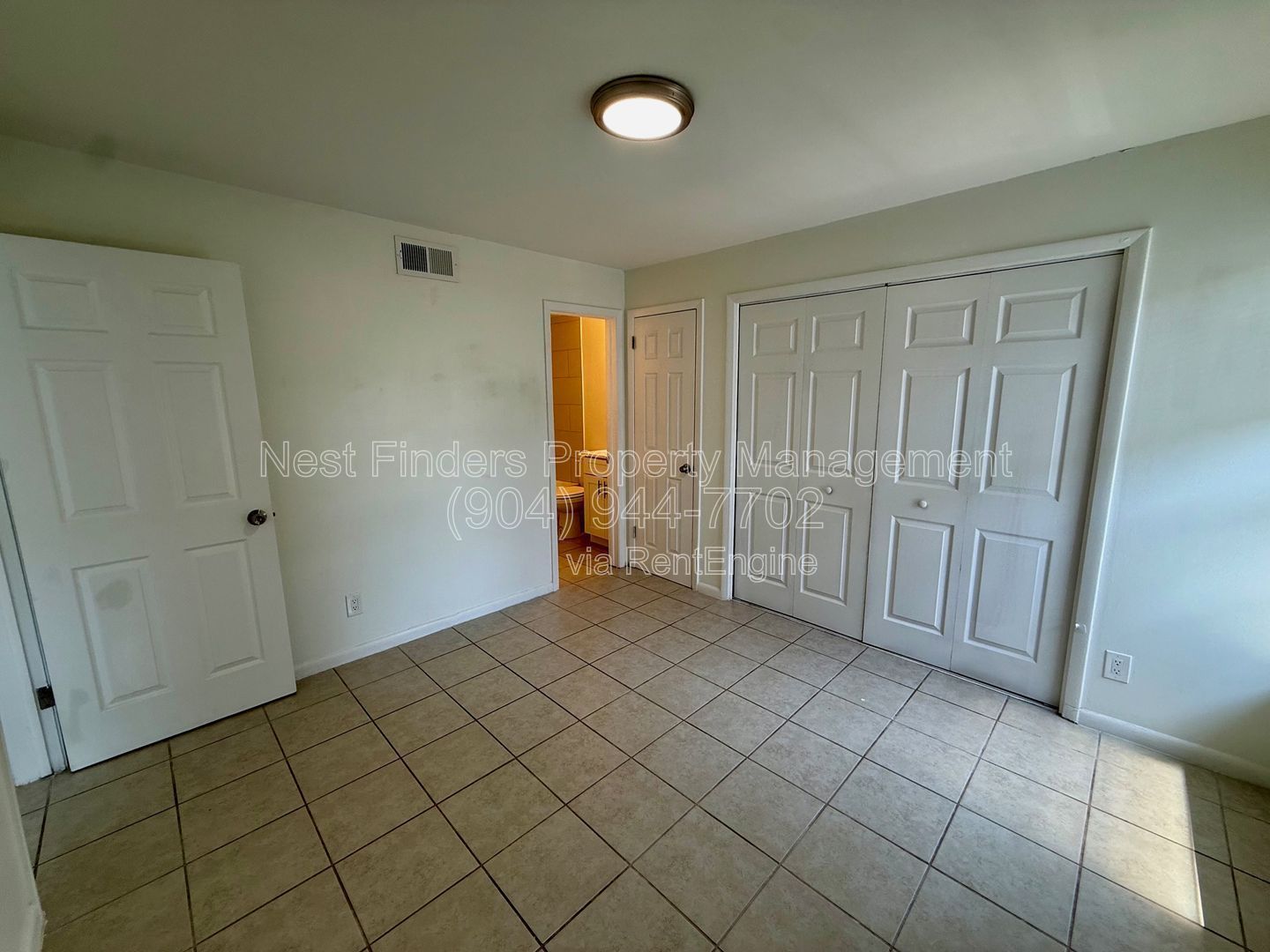 Cute duplex available! property image