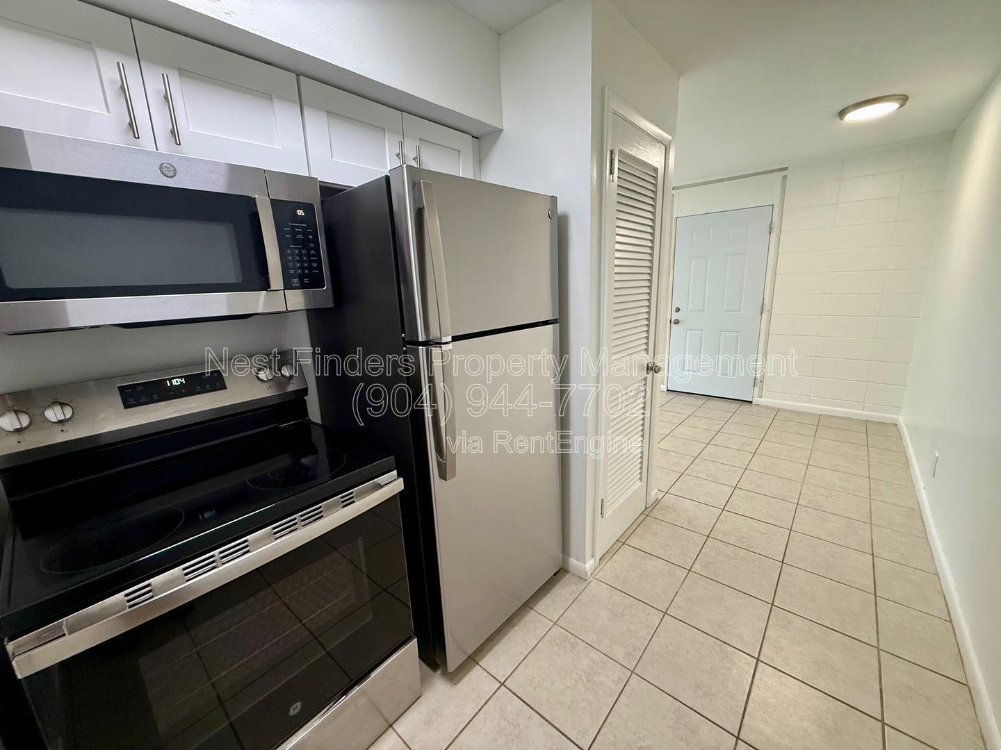 Cute duplex available! property image