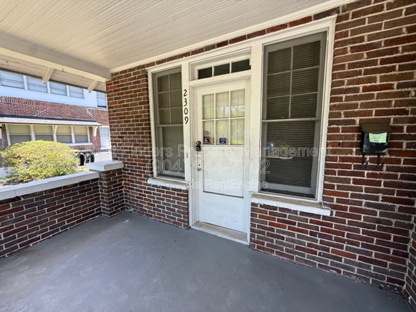 Charming 2-bedroom, 1-bath home located in the highly desirable Riverside neighborhood! property image