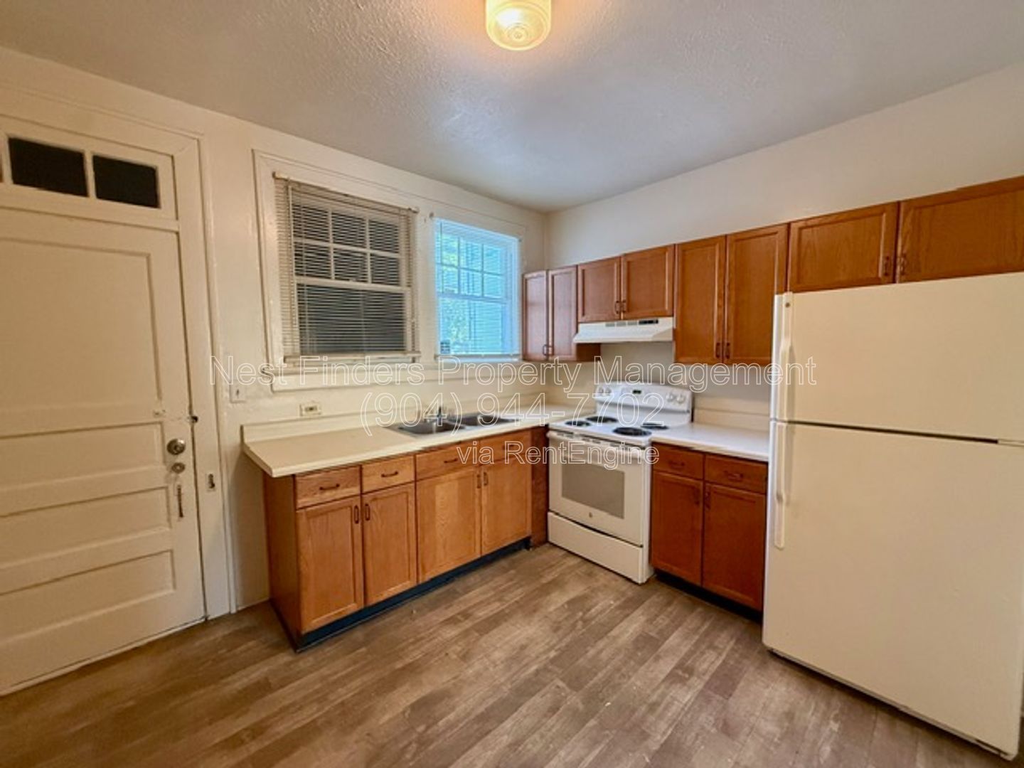 Charming 2-bedroom, 1-bath home located in the highly desirable Riverside neighborhood! property image