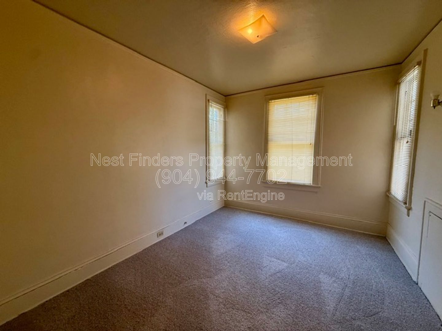 Charming 2-bedroom, 1-bath home located in the highly desirable Riverside neighborhood! property image