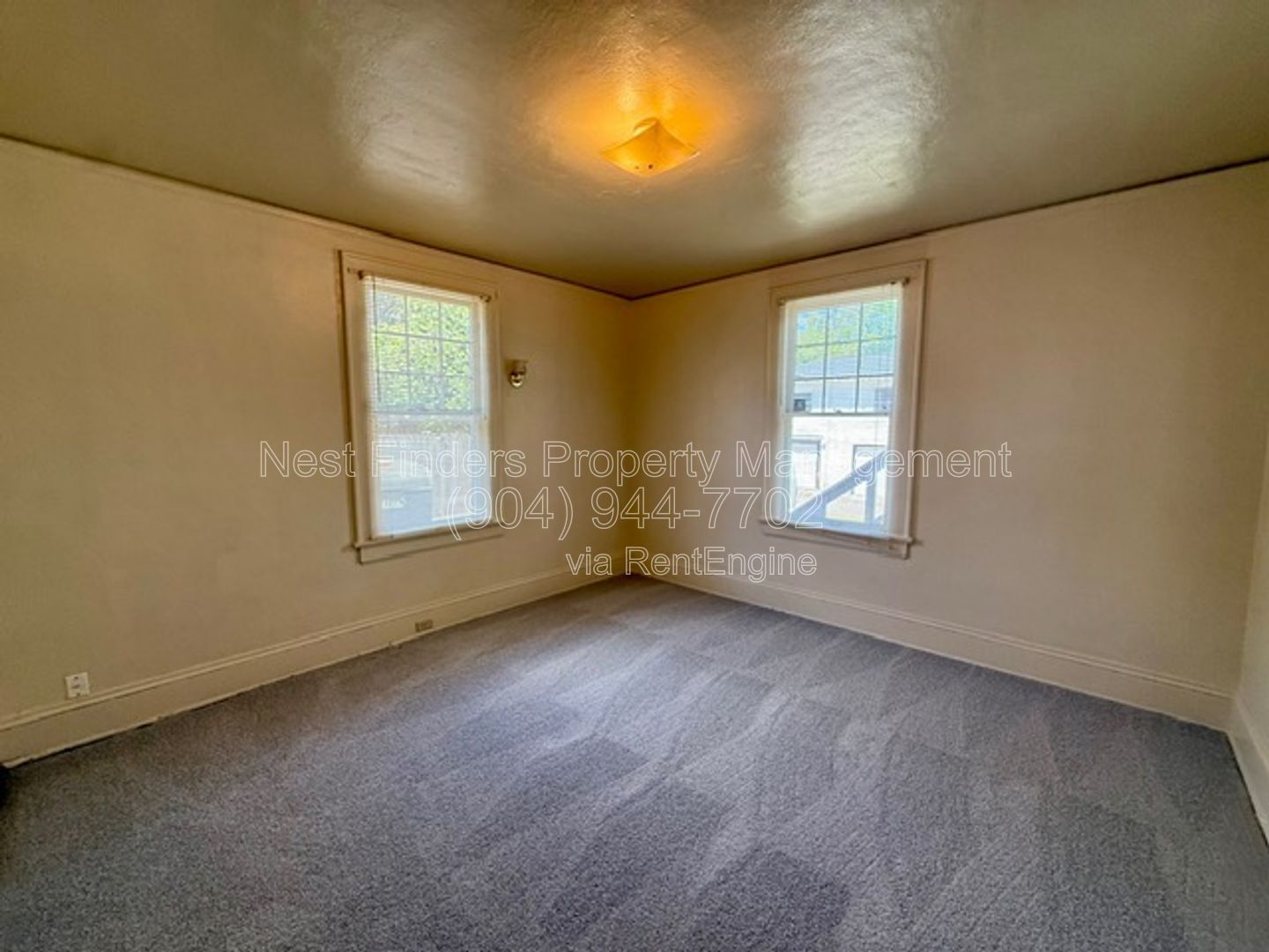 Charming 2-bedroom, 1-bath home located in the highly desirable Riverside neighborhood! property image