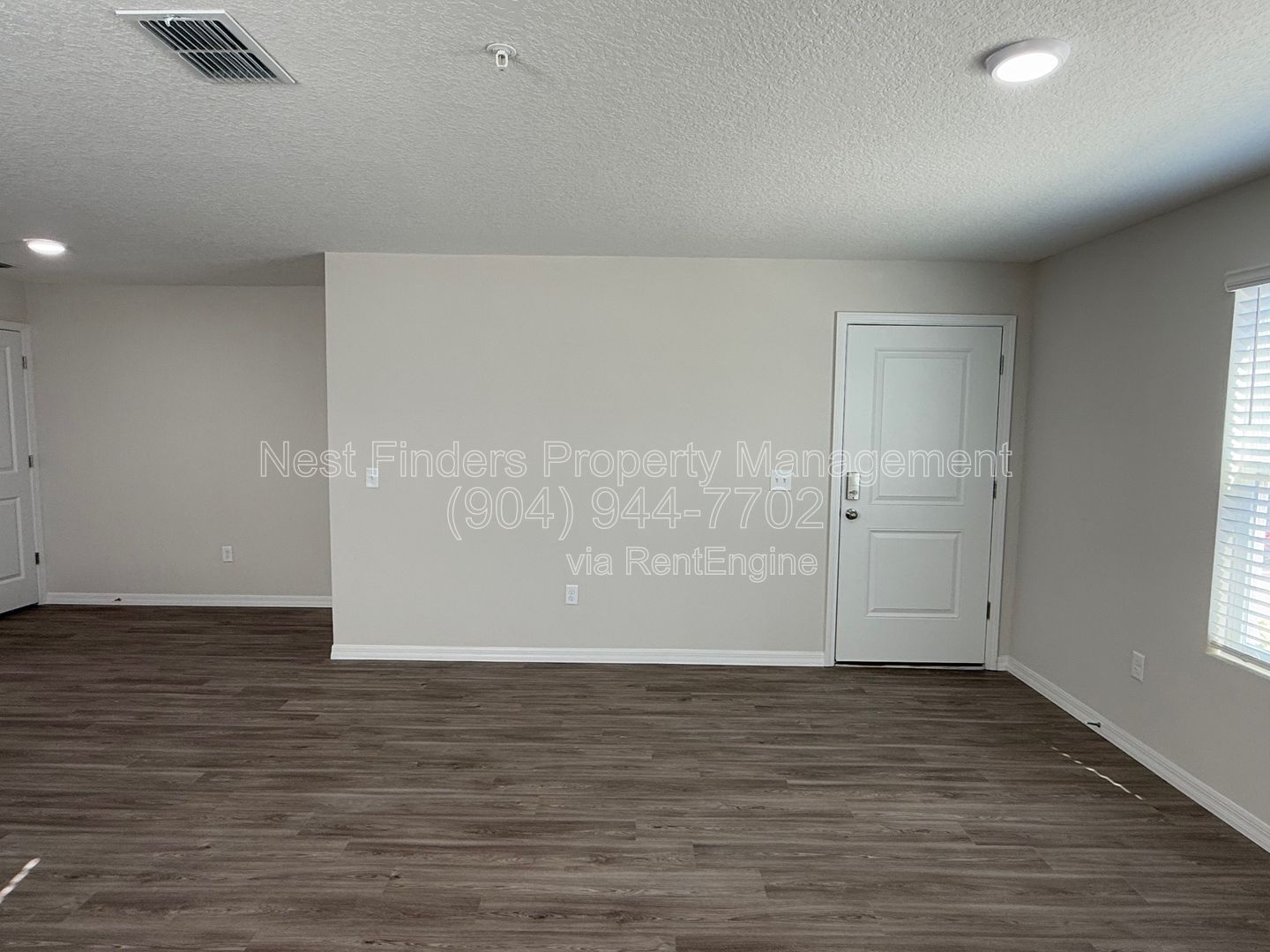 Brand New Condo for Rent in the Heart of Mandarin! property image