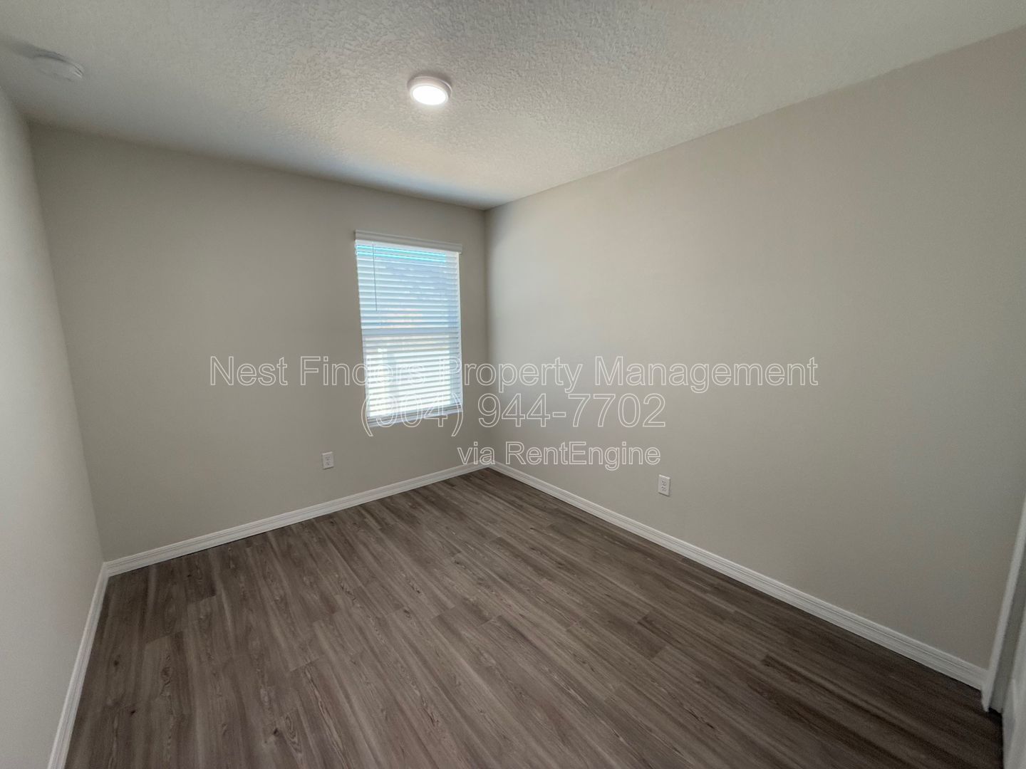 Brand New Condo for Rent in the Heart of Mandarin! property image