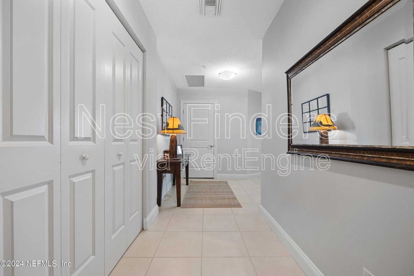 Stunning condo for rent at The Peninsula! property image