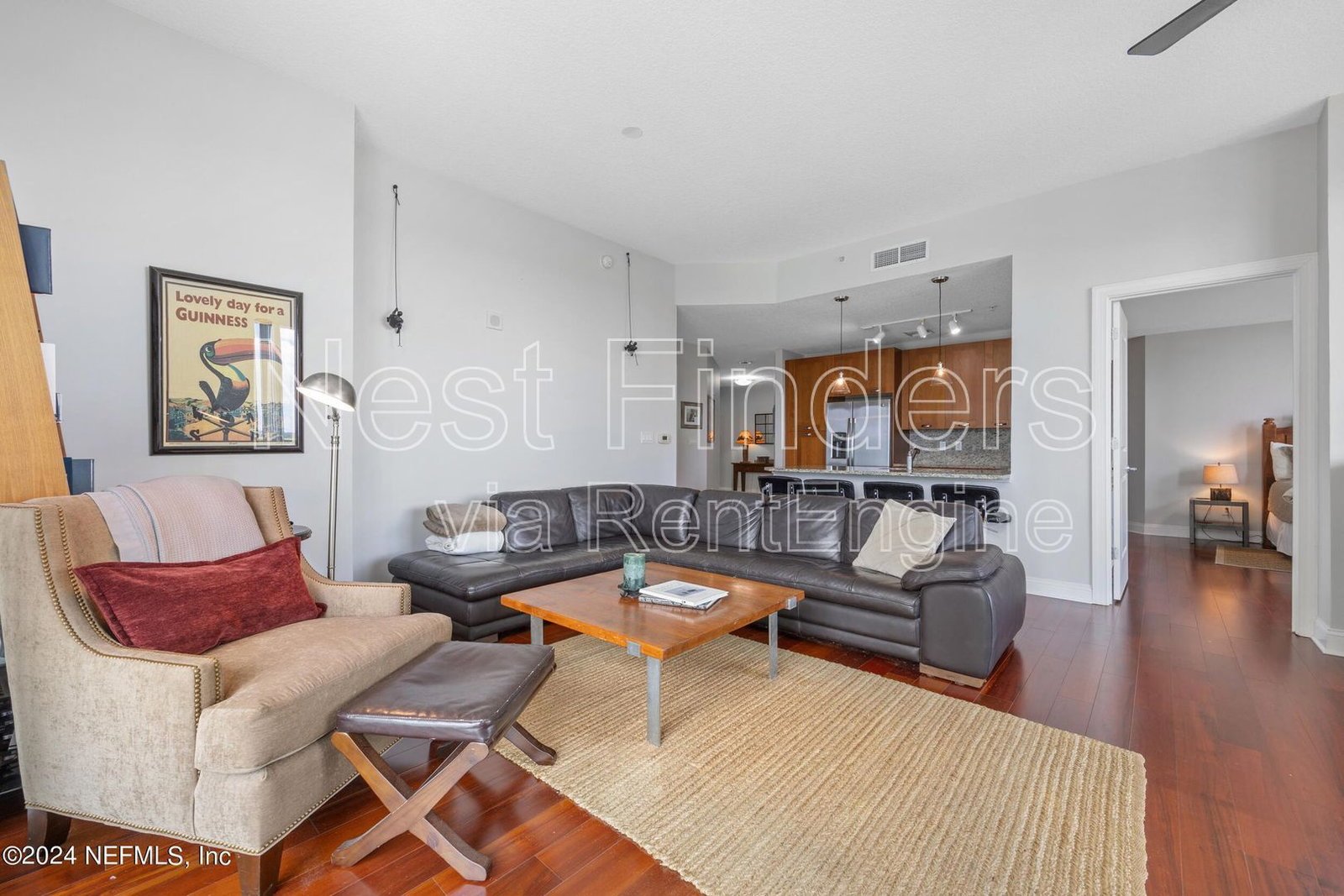 Stunning condo for rent at The Peninsula! property image