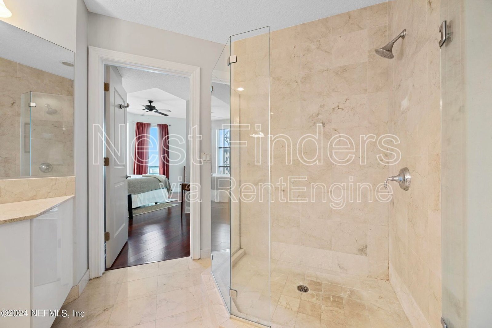 Stunning condo for rent at The Peninsula! property image