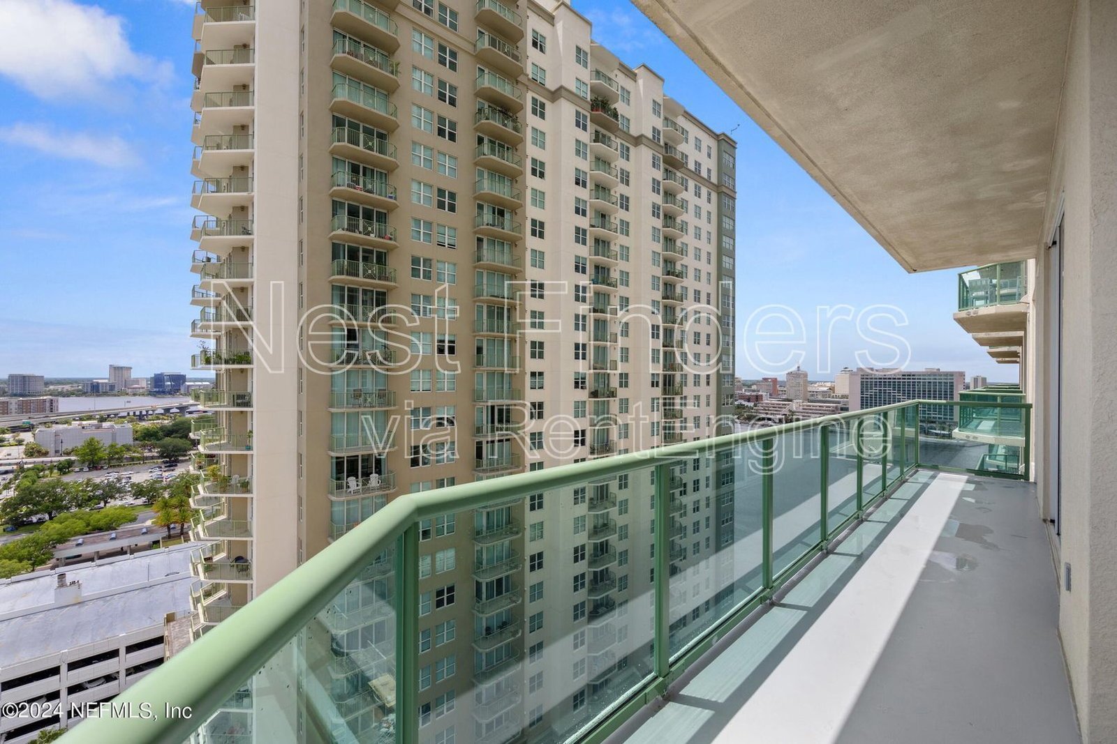 Stunning condo for rent at The Peninsula! property image