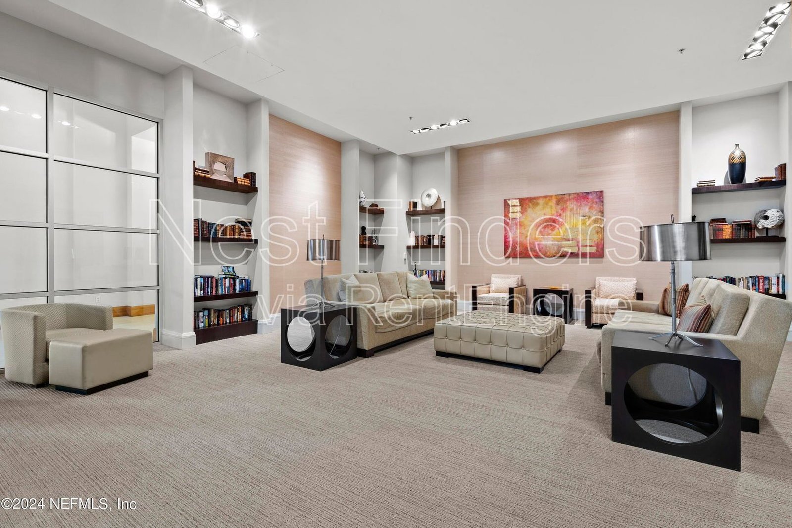 Stunning condo for rent at The Peninsula! property image