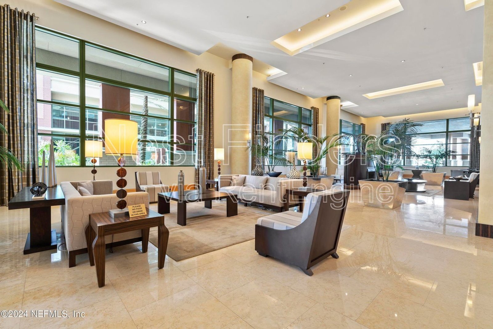 Stunning condo for rent at The Peninsula! property image